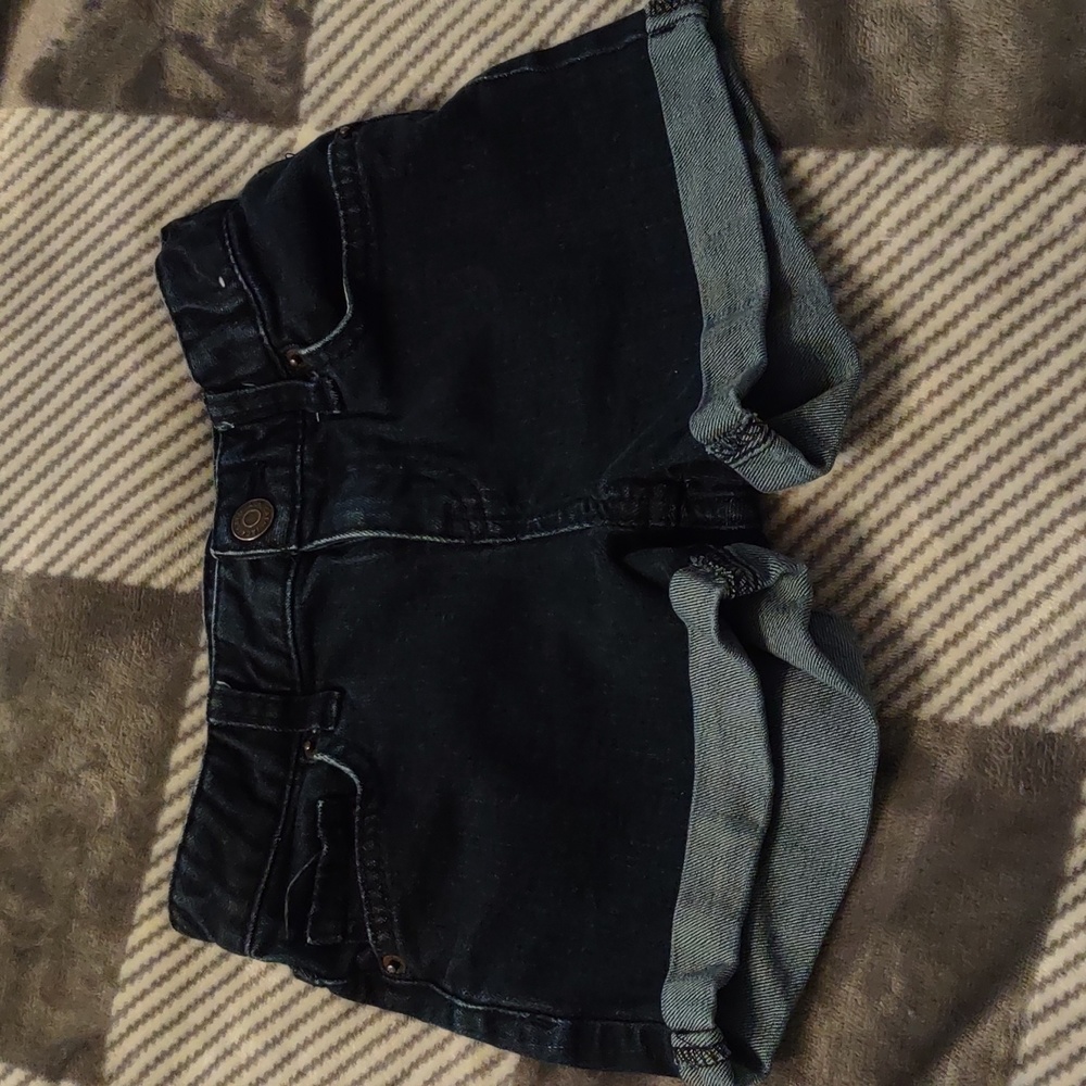 Girls Cat & Jack indigo denim shorts, size XS